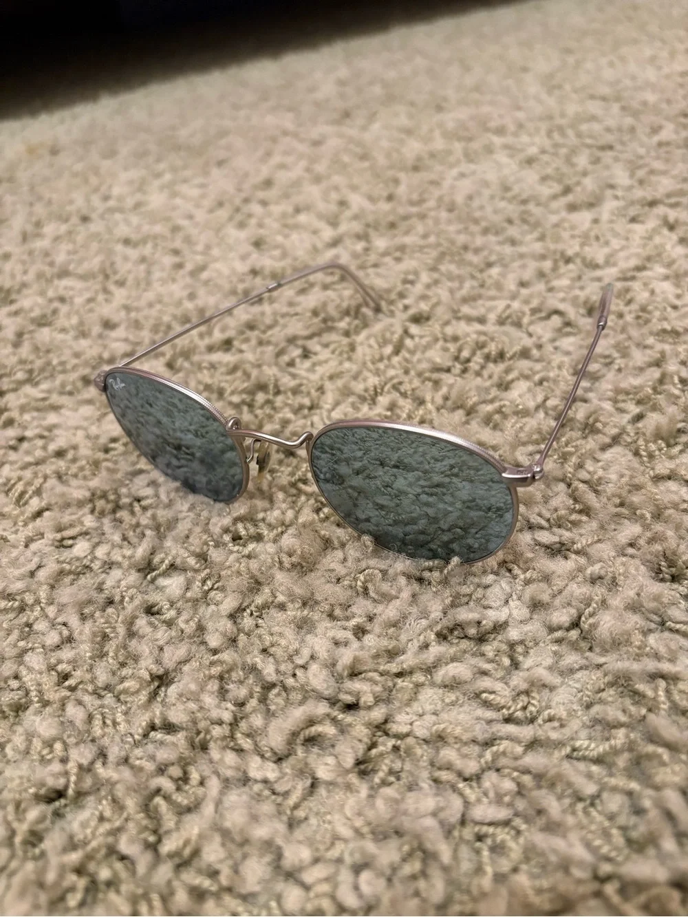 Women's Ray Ban Round Silver Mirror Lens Sunglasses